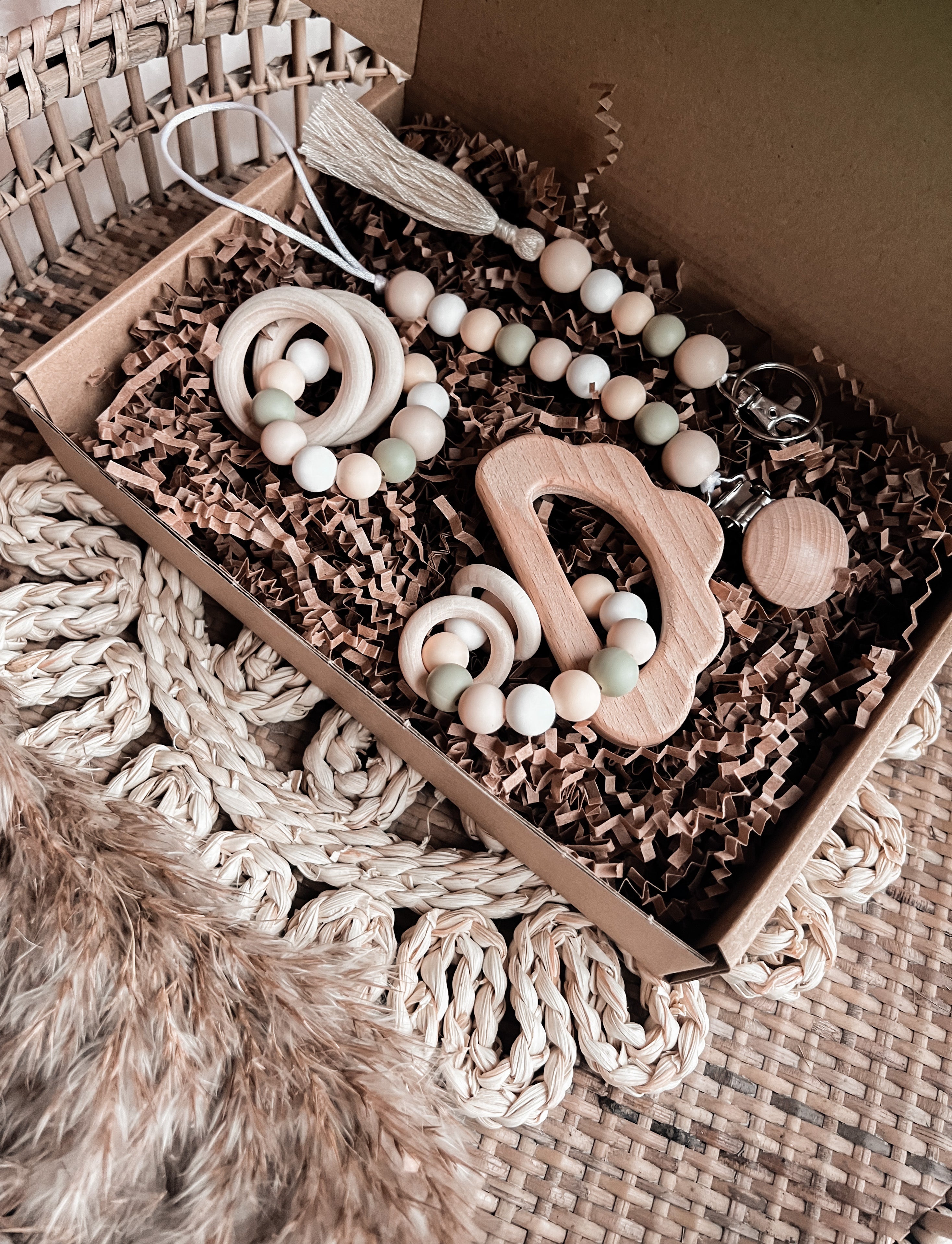 4pc Cloudy Sage Pacifier Clip Gift Set - EllaLaine
