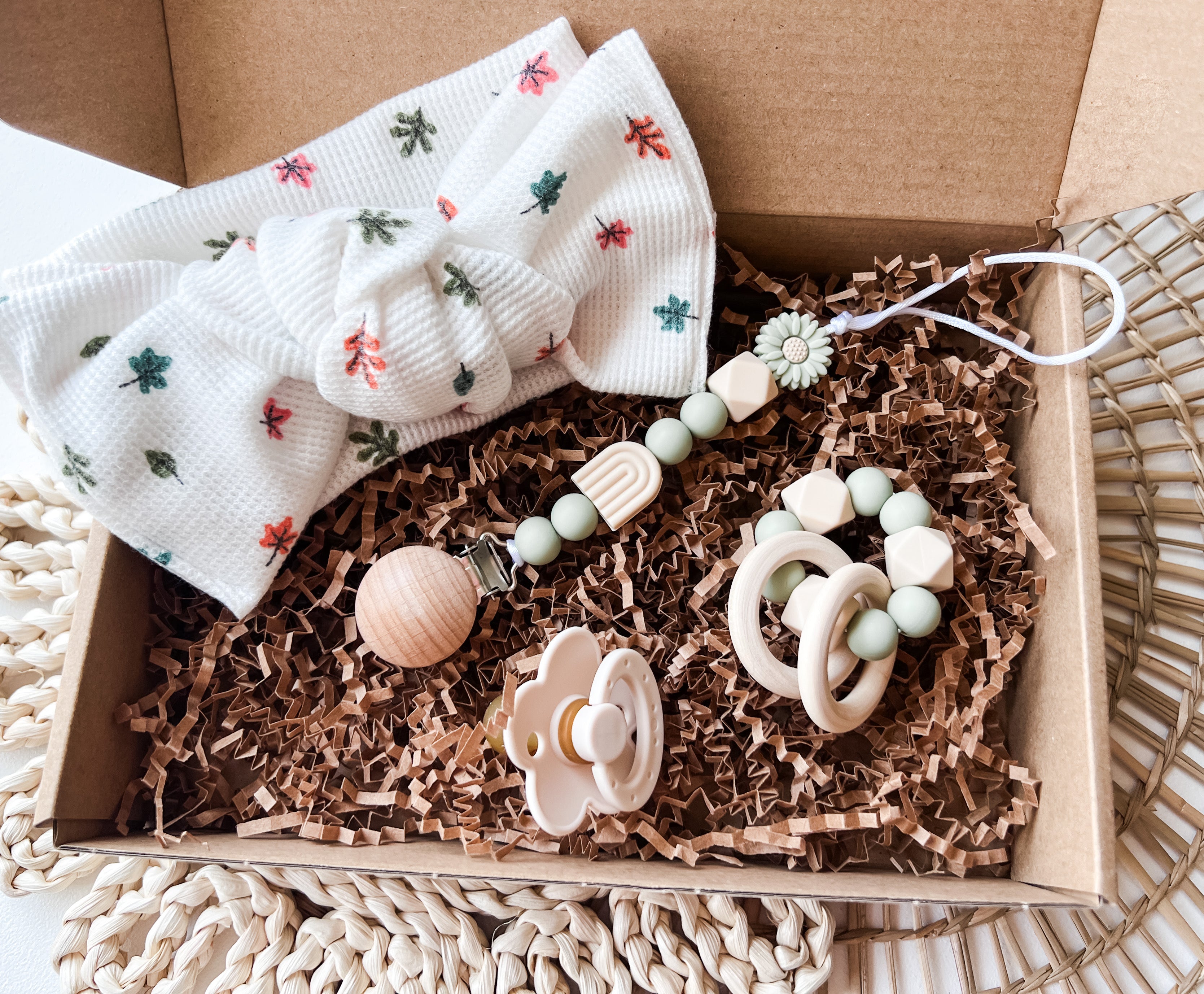 4pc Boho Green Pacifier Clip Gift Set - EllaLaine