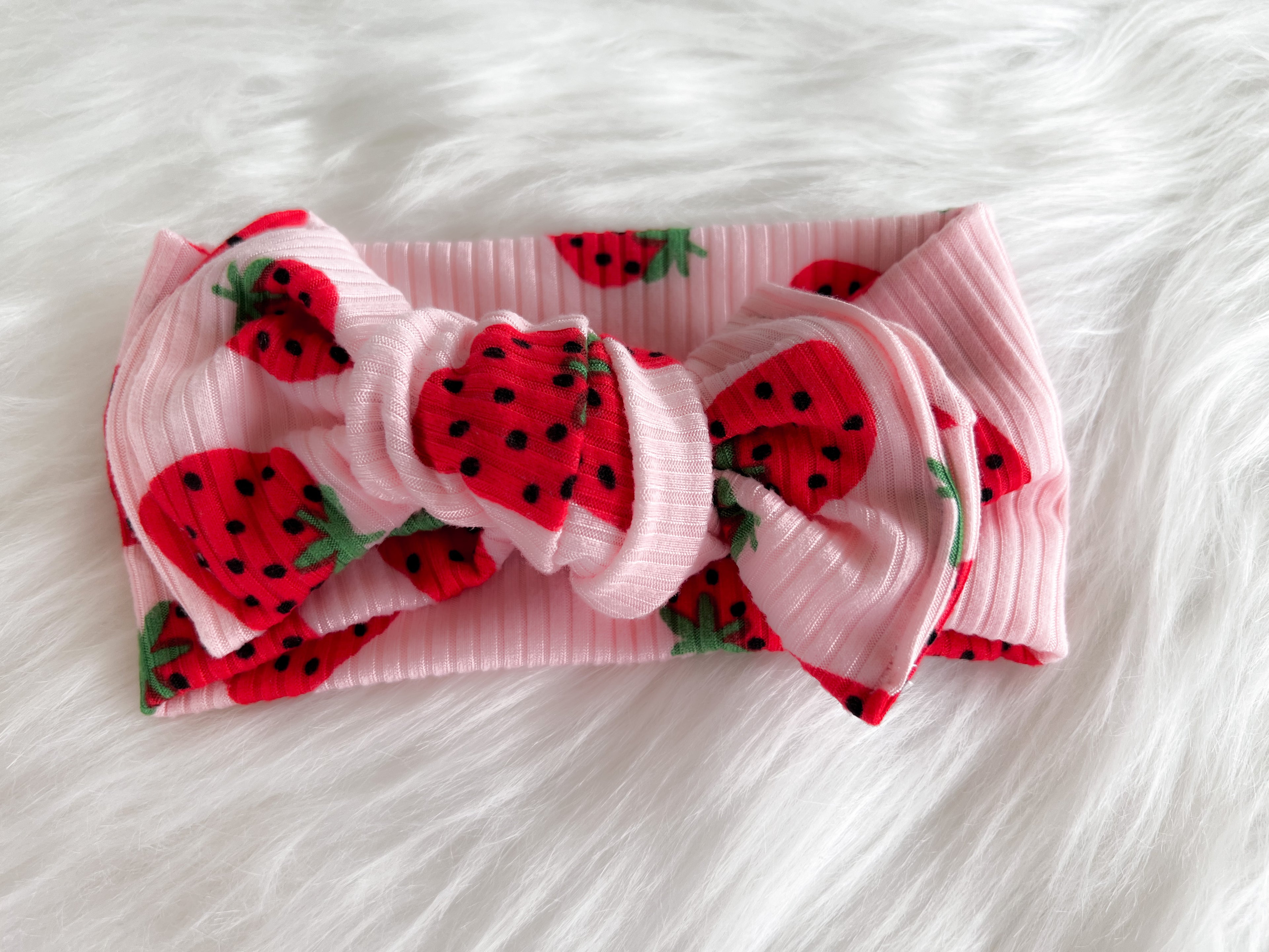 Ribbed Knit Baby Bow Headbands | Newborn to Toddler Bow - EllaLaine
